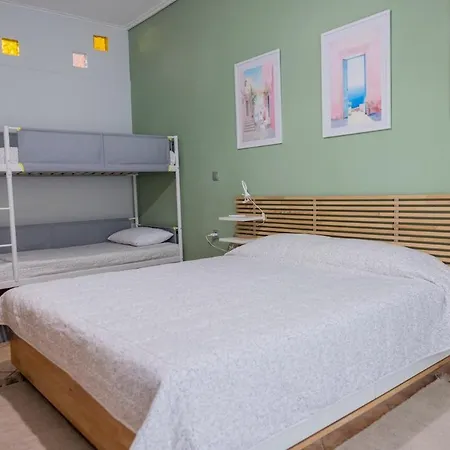 דירה Staycentral