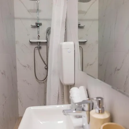 Staycentral טריקלה