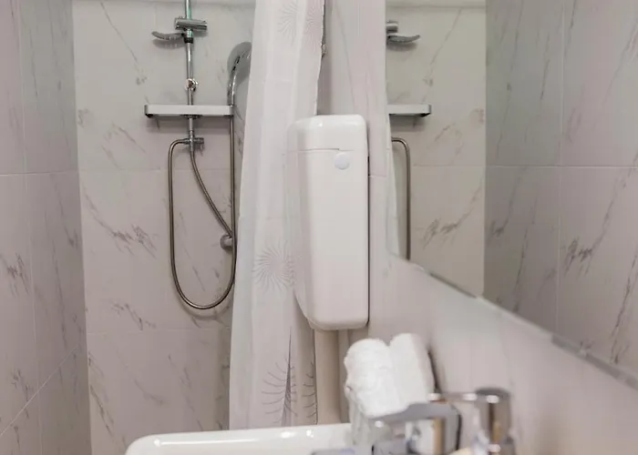 Staycentral 特里卡拉